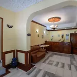 Katerina Hotel 2*