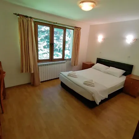 מלון Katerina 2*