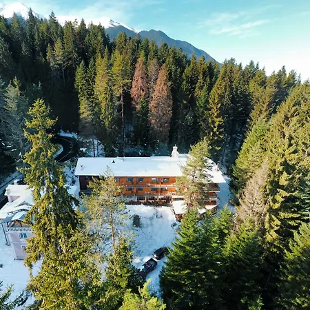 מלון Katerina 2*