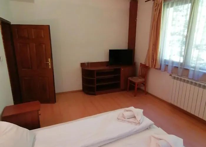 Хотел Katerina 2*